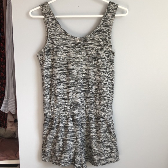 Garage Comfy Romper - Picture 6 of 7